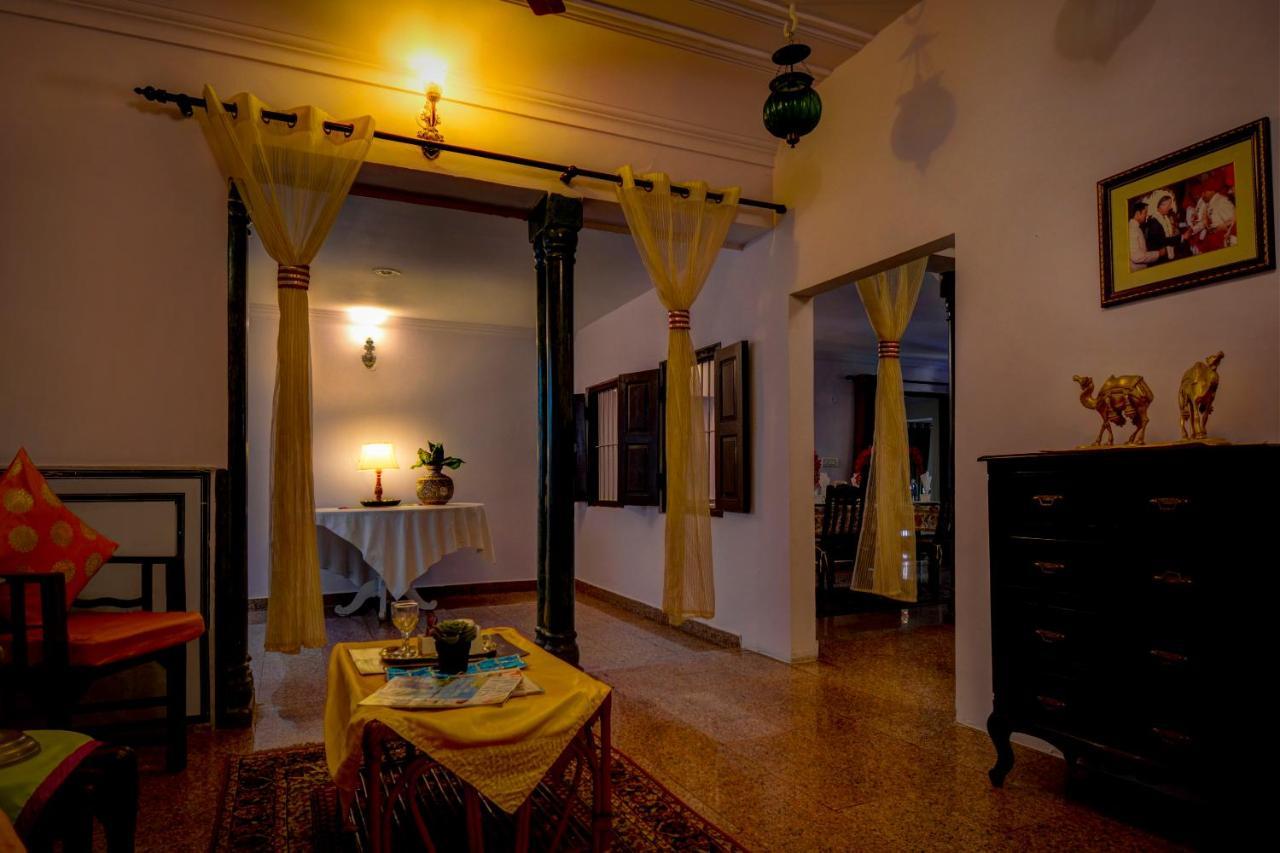 The Umaid Vilas Royal Heritage Haveli Jaipur Eksteriør bilde